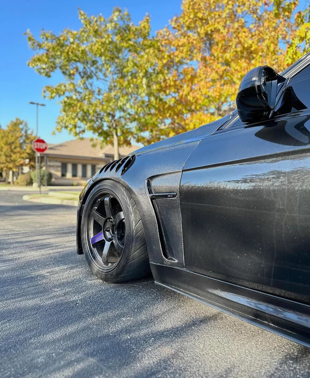 BMW F8X Carbon Fiber Vented Fenders - M3 / M4