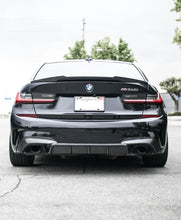 Load image into Gallery viewer, BMW G20 3 Series D Style Carbon Fiber Rear Diffuser
