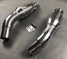 Load image into Gallery viewer, Alfa Romeo Giulia 2.9T QV Downpipes (Enlarged shell)
